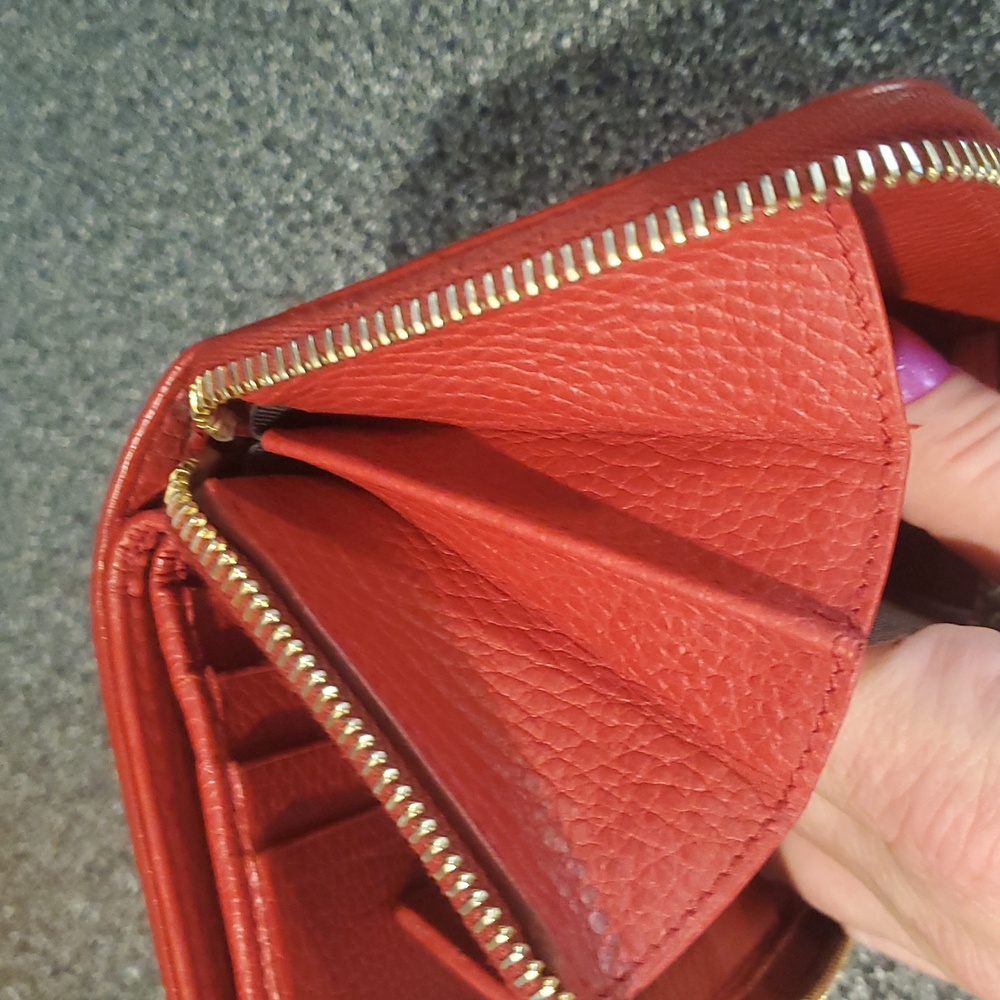 Gucci Monogram Zip-around Wallet - Picture 11 of 13